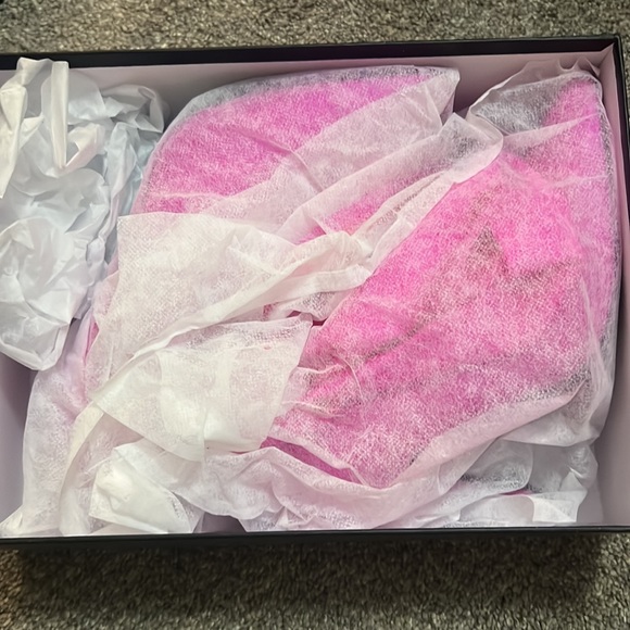 Azalea Wang Heart Out thigh high boots - Picture 2 of 5